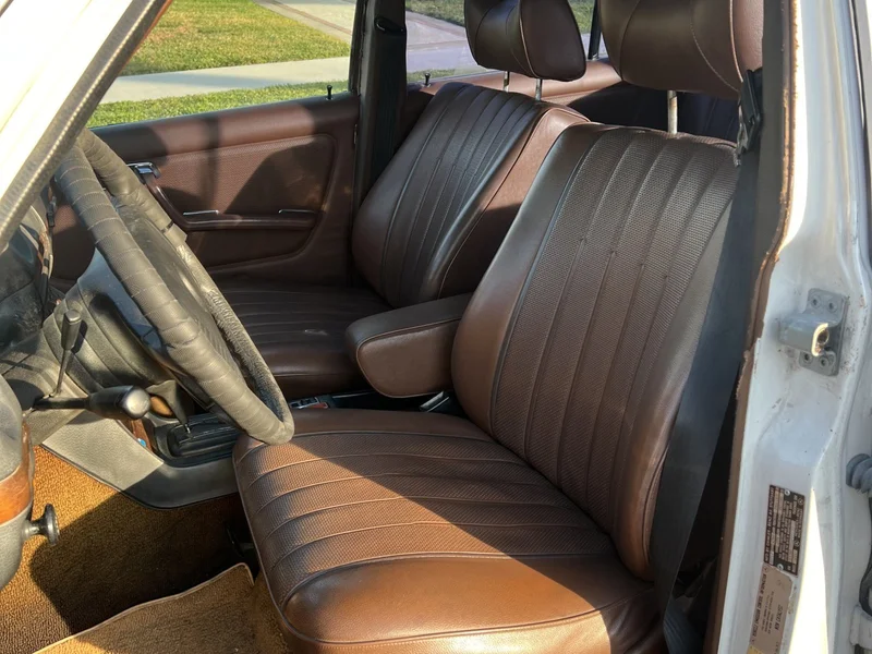 1979 Mercedes-Benz 300TD Base 11