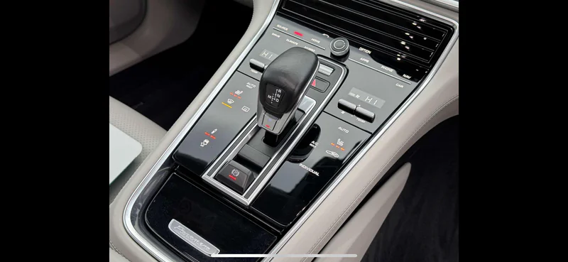 2014 Porsche Panamera in Leyland 7