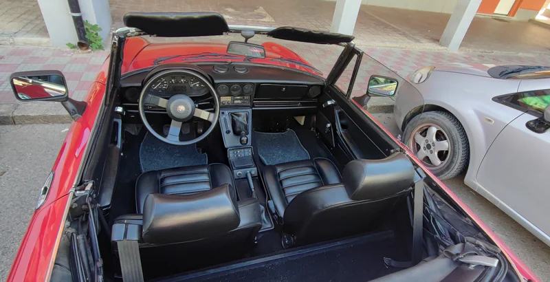 1986 Alfa Romeo Spider Duetto in Cagliari 8
