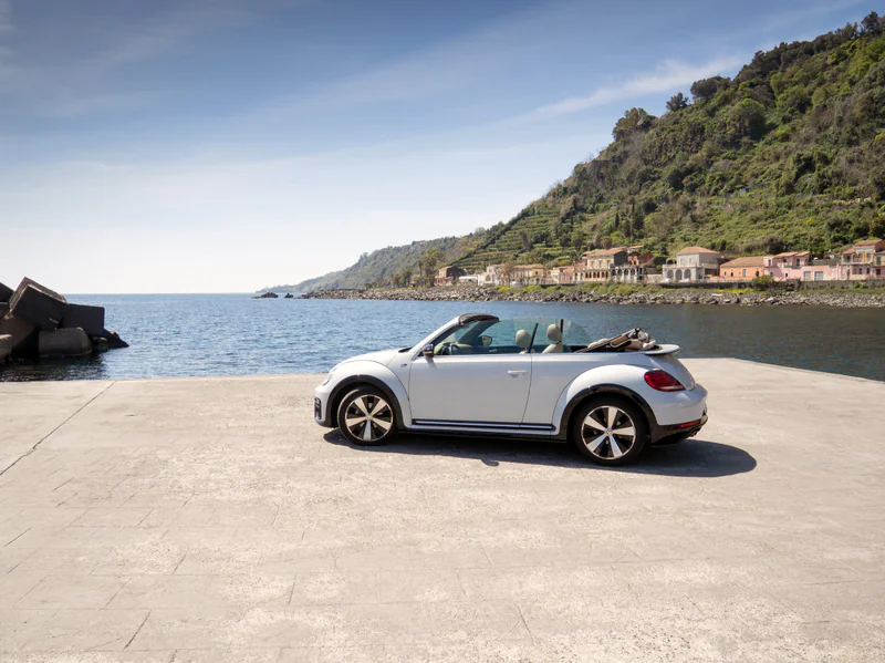 2017 Volkswagen Maggiolino in Catania 6