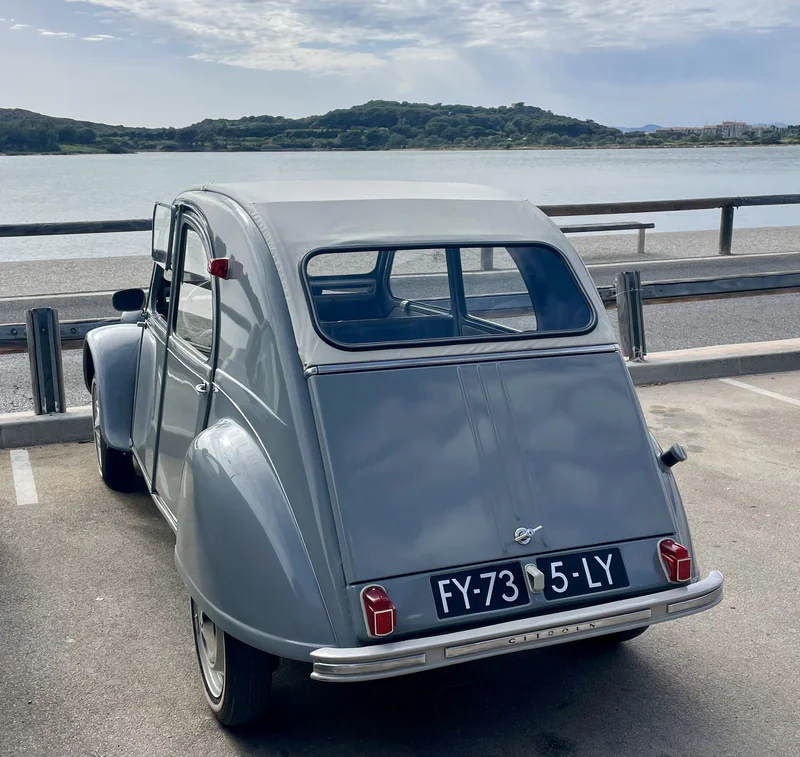 1963 Citroen 2 Cv in Six Fours Les Plages 4