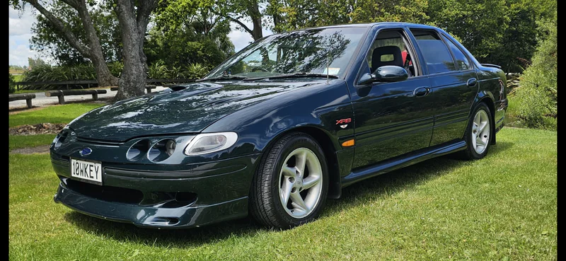 1995 Ford Falcon Xr8 in Invercargill 1