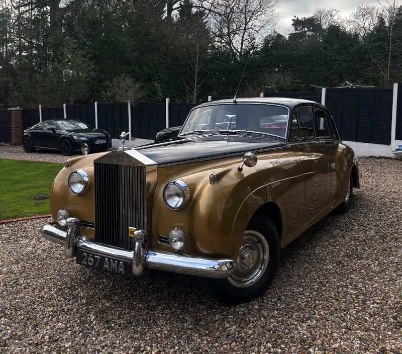 1957 Rolls-Royce Silver Cloud in London 3