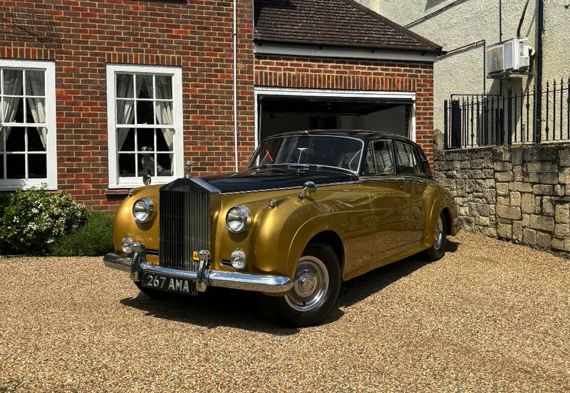1957 Rolls-Royce Silver Cloud in London 5