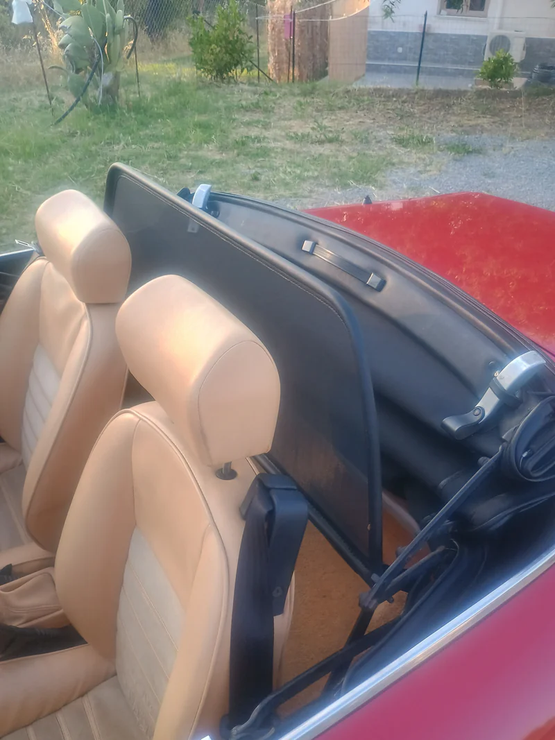 1992 Alfa Romeo Spider in Cefalu 4