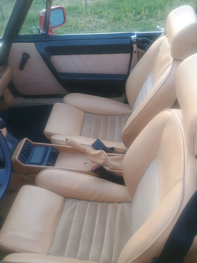 1992 Alfa Romeo Spider in Cefalu 6