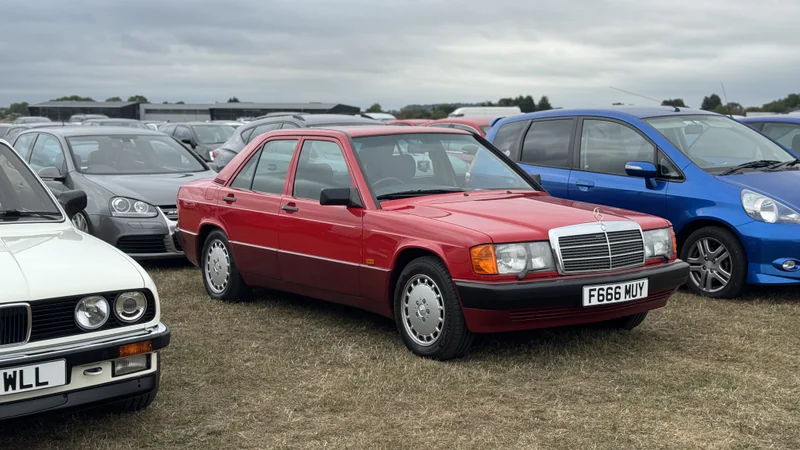 1989 Mercedes-Benz 190e in Newcastle Upon Tyne 5