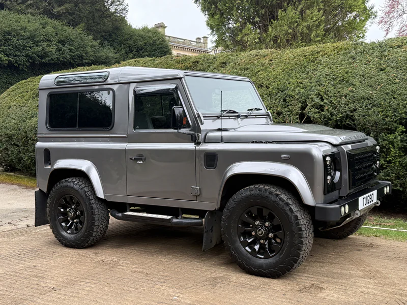 2007 Land Rover Defender 90 in Cheltenham 3