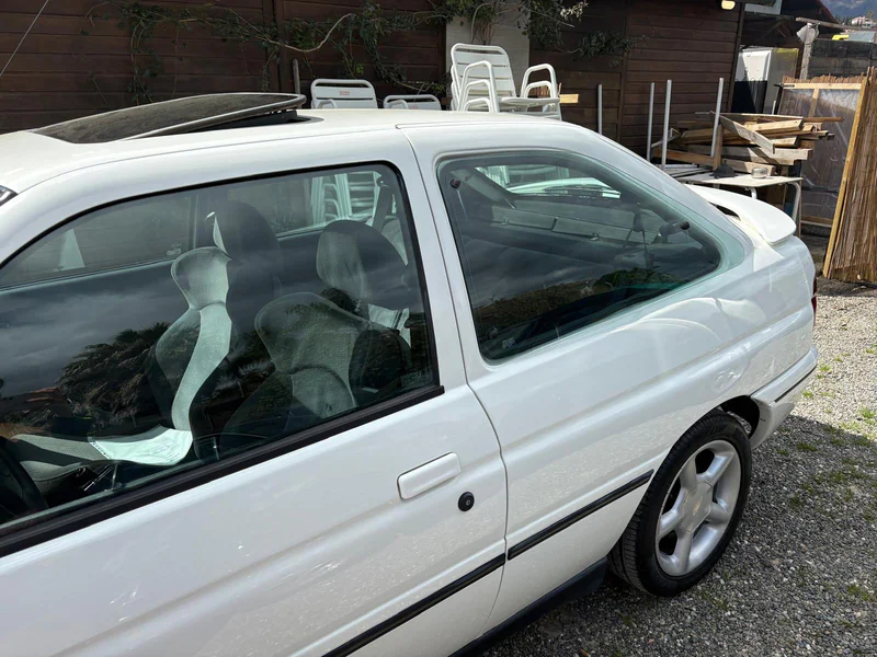 1993 Ford Escort in Marbella 5