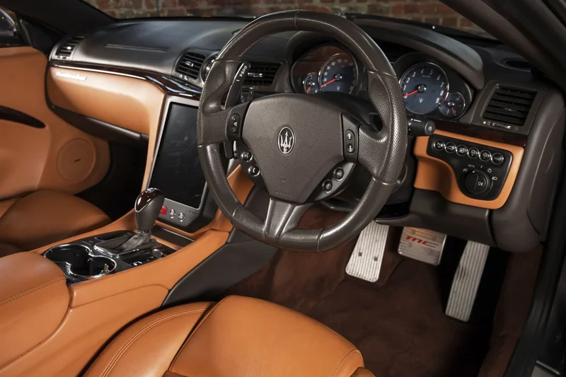 2016 Maserati Grancabrio Mc Stradale in Holte 4