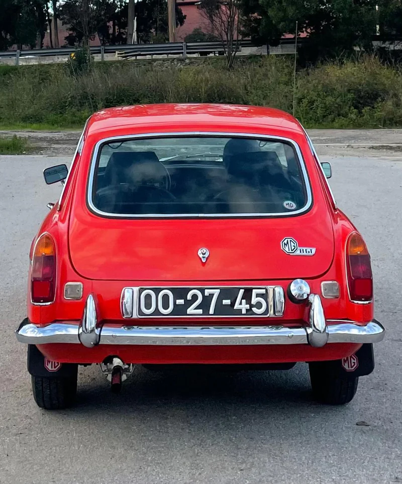 1978 MG BGT in Matosinhos 8