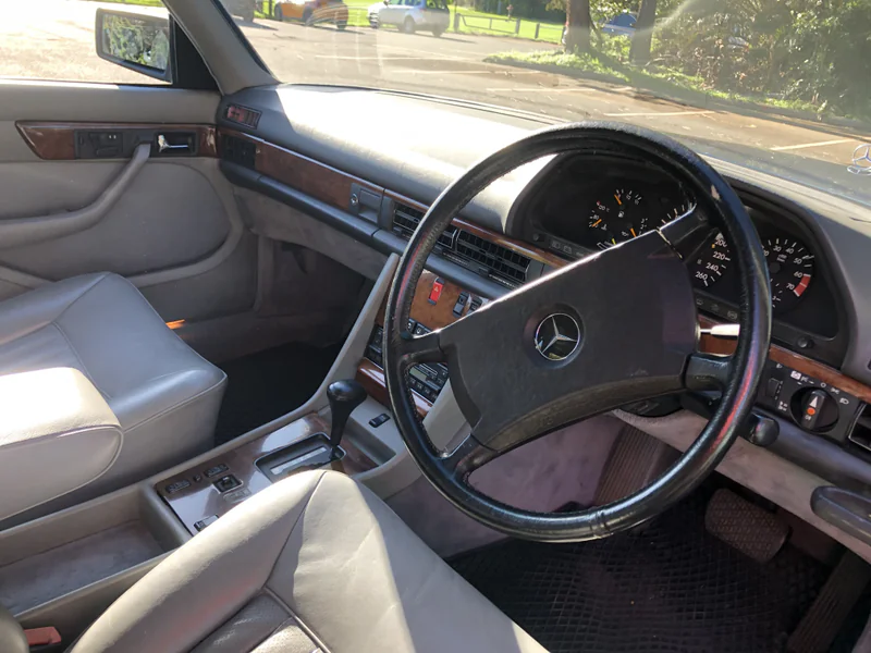 1987 Mercedes-Benz 560SEL in Brookvale 2