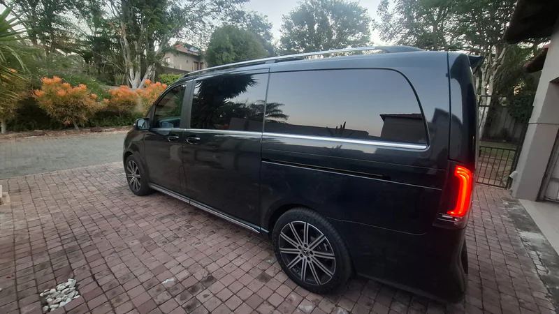 2026 Mercedes-Benz V300d Exclusive in Johannesburg 9