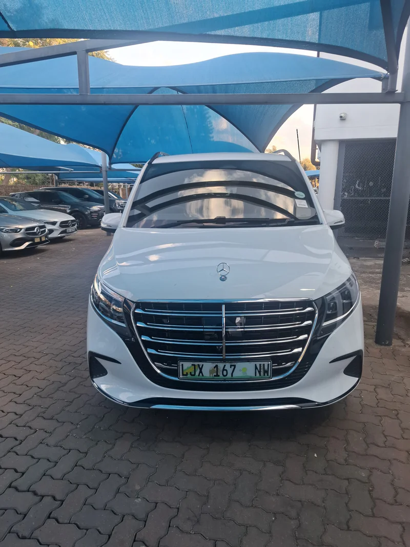 2026 Mercedes-Benz V300d Exclusive in Johannesburg 4