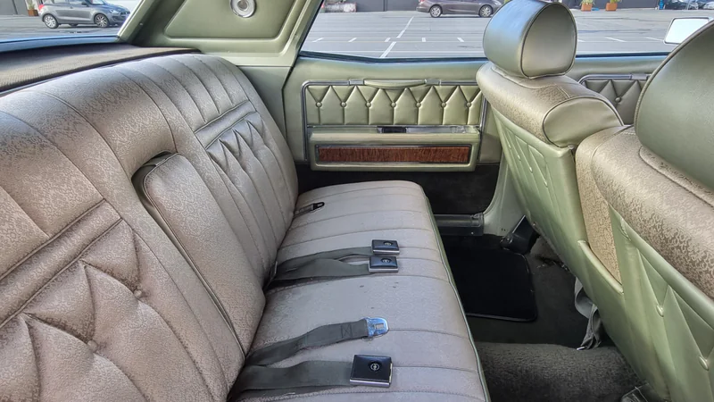 1969 Lincoln Continental in Upper Hutt 5