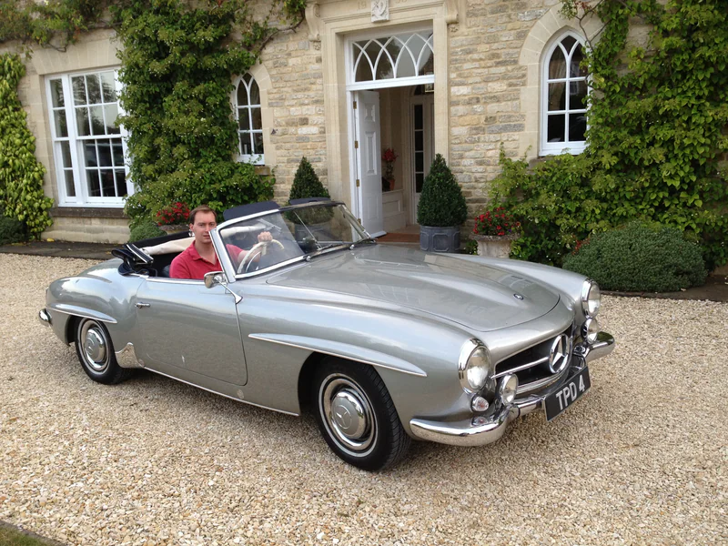 1960 Mercedes-Benz 190sl in London