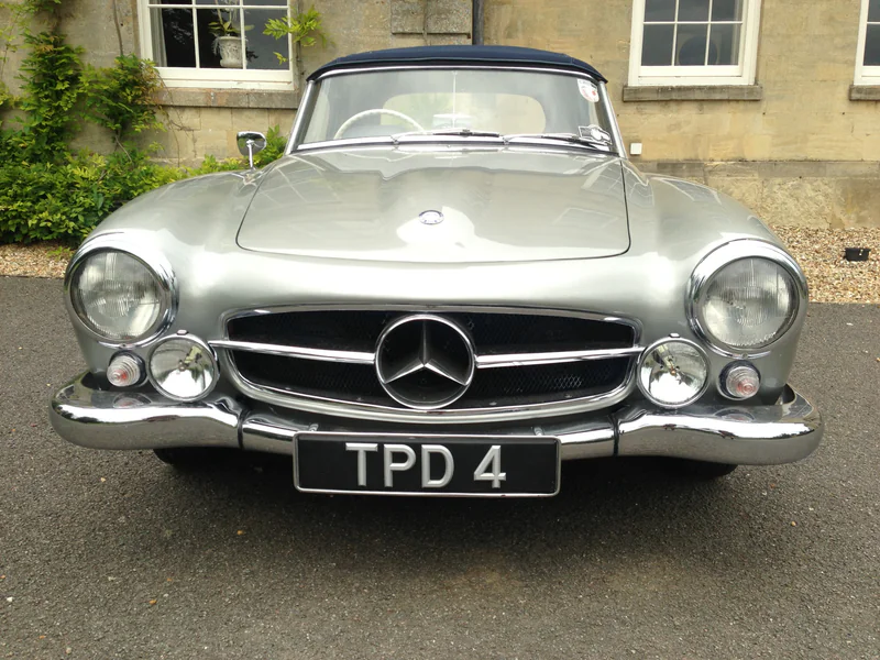1960 Mercedes-Benz 190sl in London 6