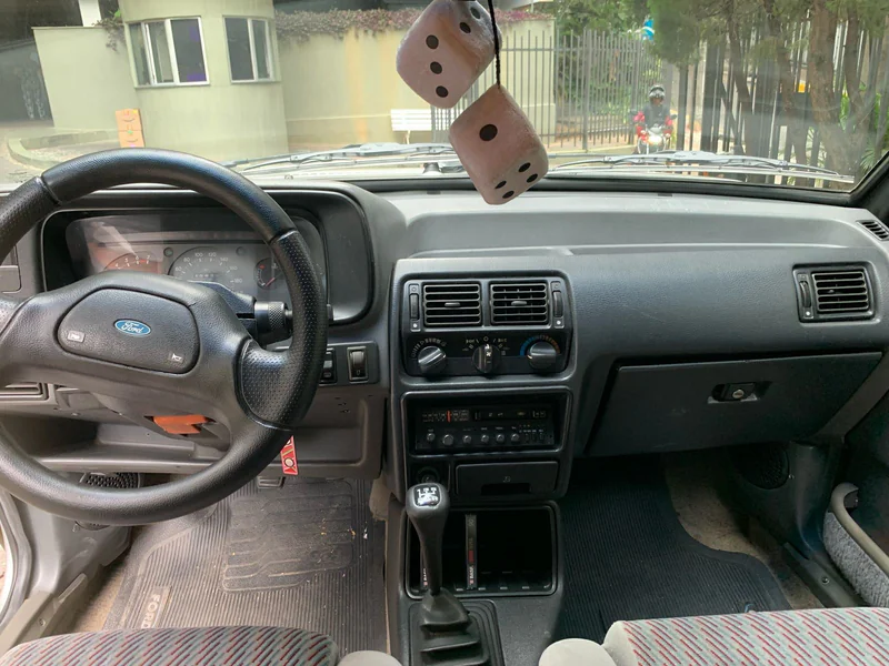 1989 Ford Escort in Belo Horizonte 5