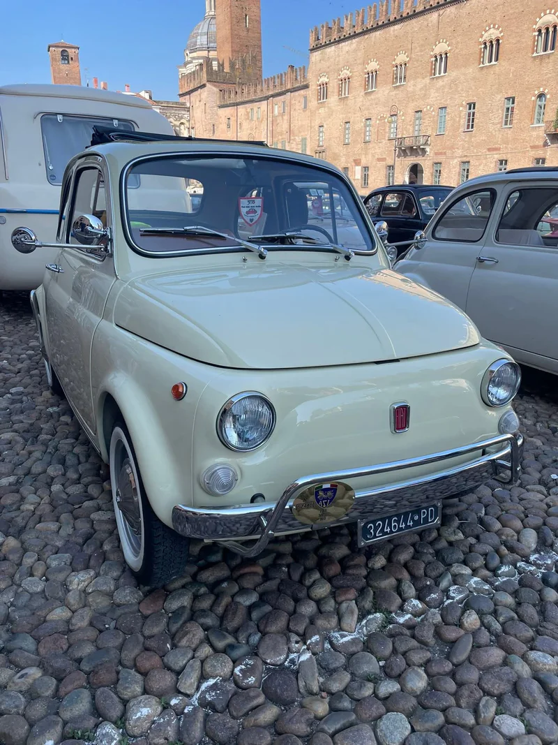 1972 Fiat 500 in Novi Di Modena 3