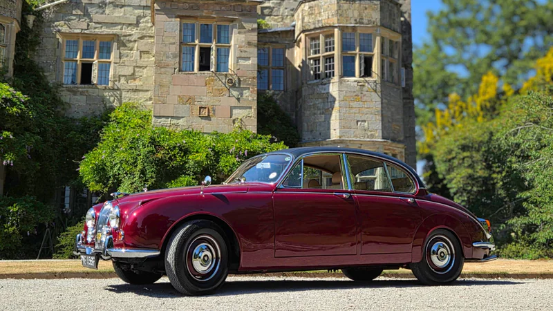 1967 Jaguar Mark II in Market Drayton 2