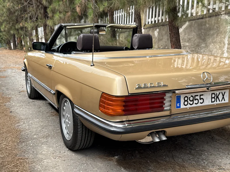 1984 Mercedes-Benz Sl R107 in Las Palmas De Gran Canaria 4