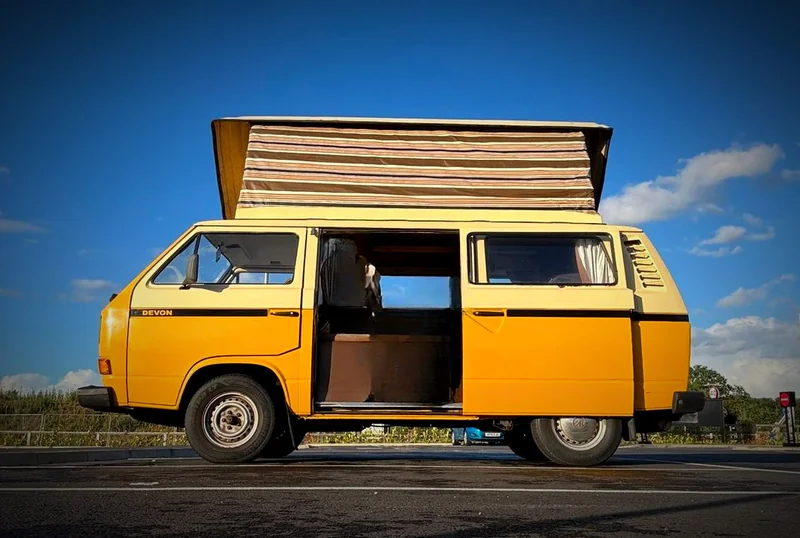 1980 Volkswagen T25 Devon Moonraker in London 2