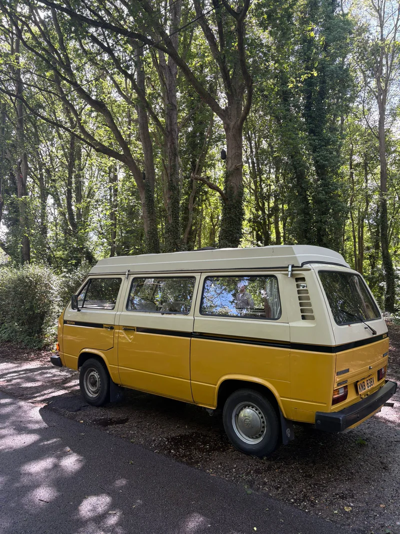 1980 Volkswagen T25 Devon Moonraker in London 5