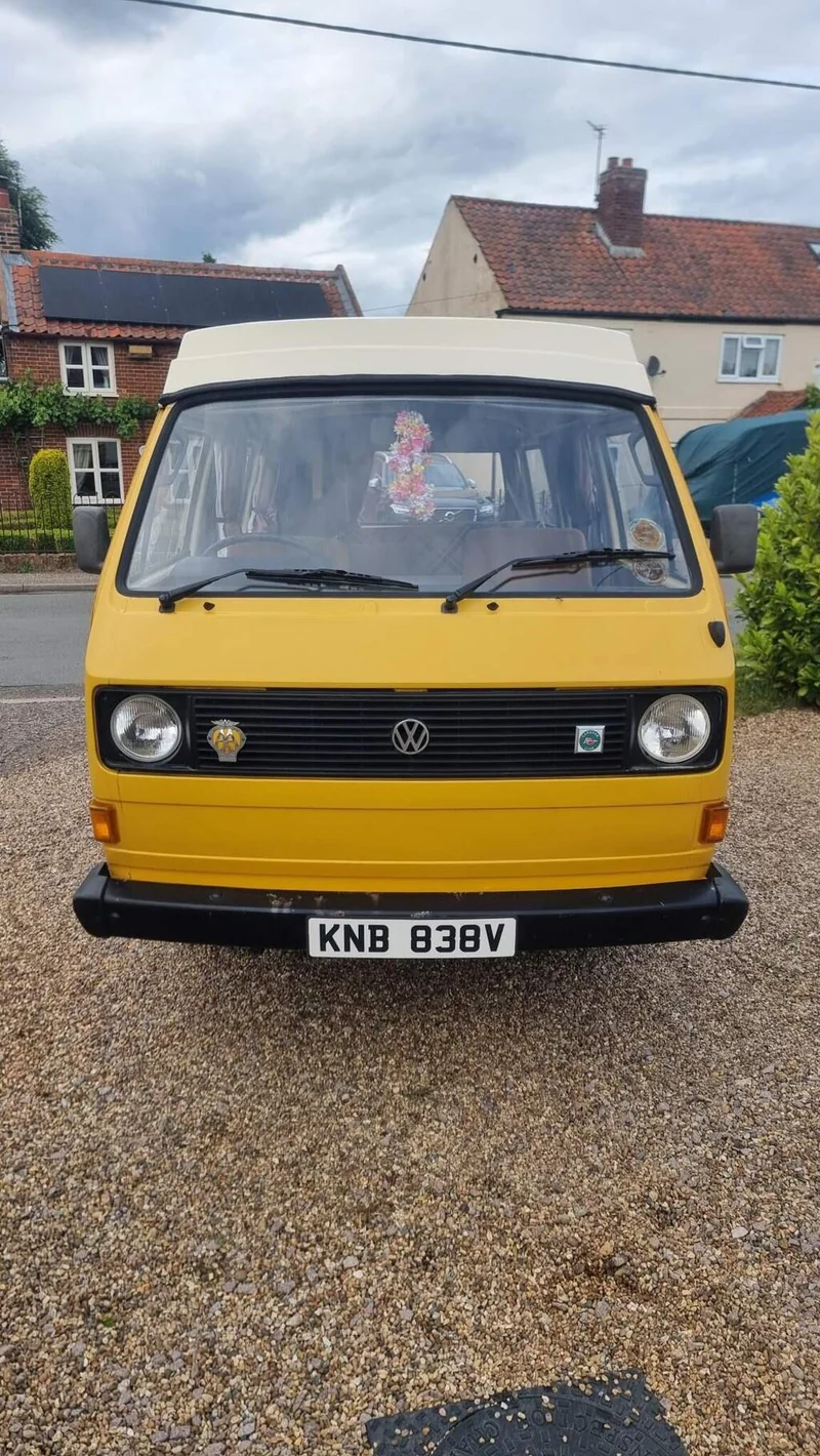 1980 Volkswagen T25 Devon Moonraker in London 7