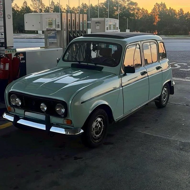 1988 Renault 4 in Lisbon 6