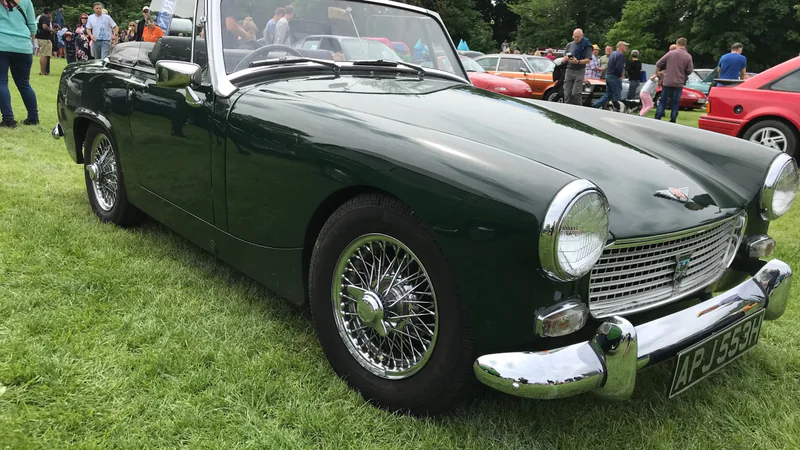 1969 Austin-Healey Mkiii in Lane End 3