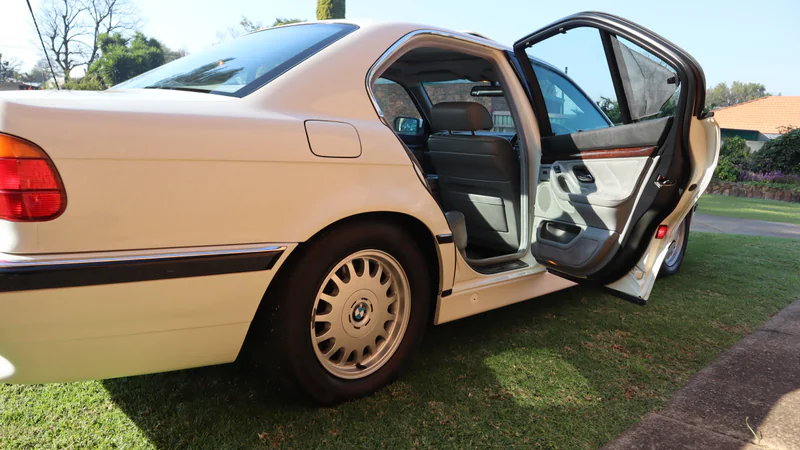 1995 BMW 740i in Pretoria 2