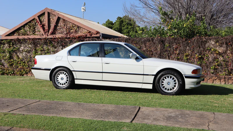 1995 BMW 740i in Pretoria 4