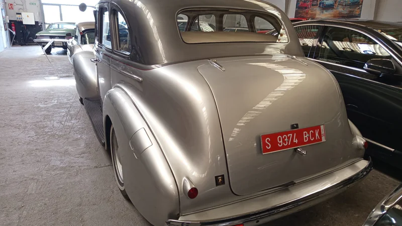 1938 Buick eight super in Lugo 3