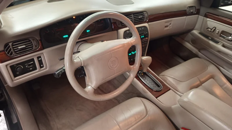 1996 Cadillac deville  in Lugo 9