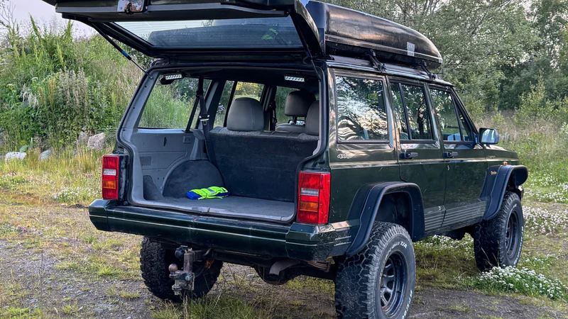 1996 Jeep Cherokee in Melbu 3
