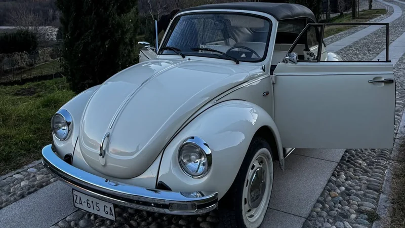 1975 Volkswagen Maggiolino Cabrio in Lecco 9