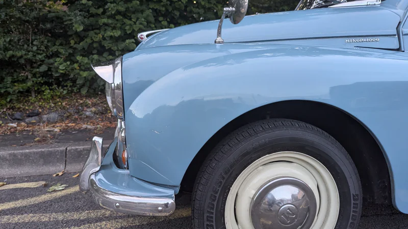 1961 Morris Minor 1000 in Abergavenny 4