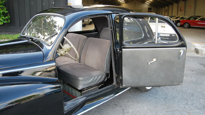 1952 Peugeot 203 in Lugo 9