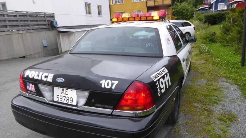 1999 Ford Crown Victoria  in Trondheim 14