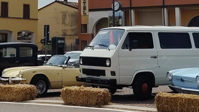 1983 Volkswagen T3 Pulmino 9 Posti in Verona 3