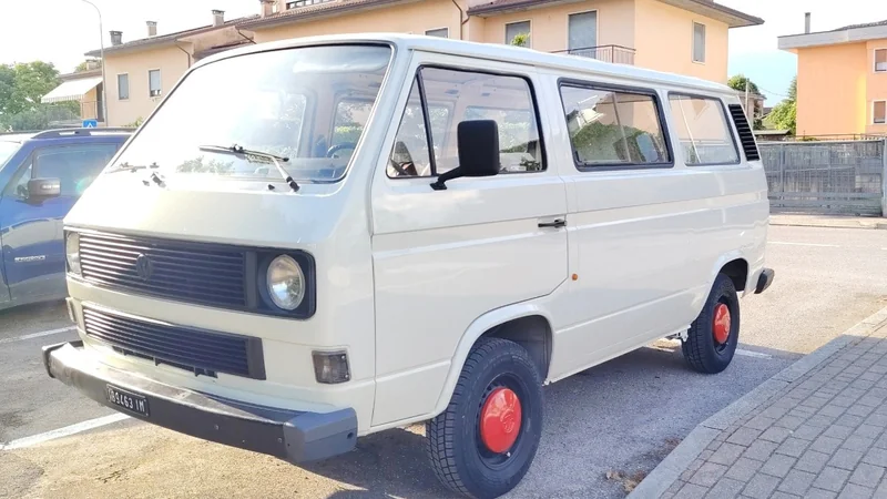 1983 Volkswagen T3 Pulmino 9 Posti in Verona 5