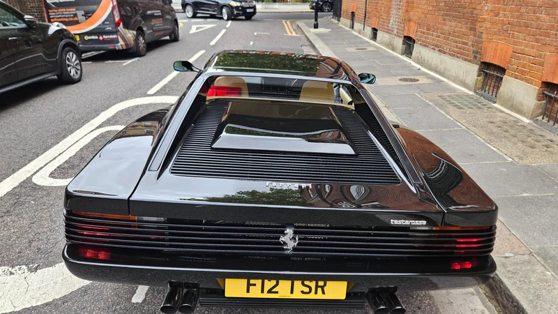 1990 Ferrari Testarossa in London 6