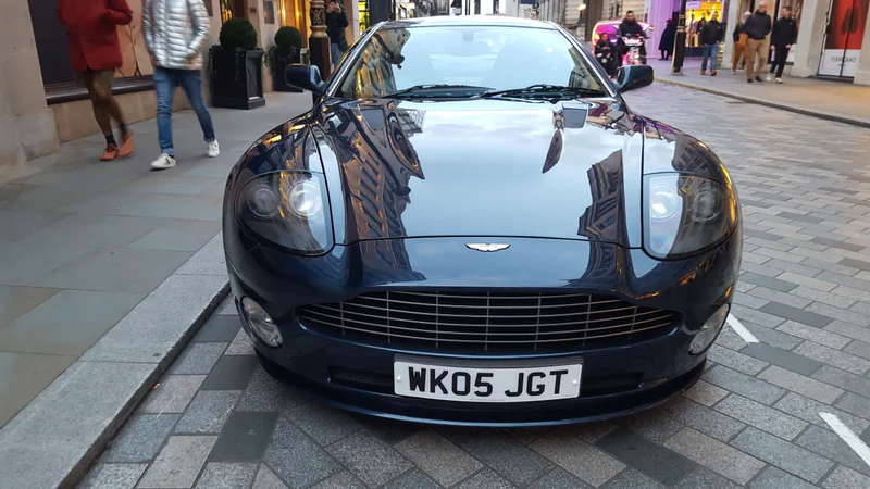 2005 Aston Martin Vanquish S in London 4