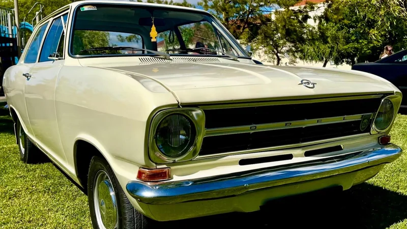 1970 Opel Kadett B Sedan 2 Door in Torres Vedras 9