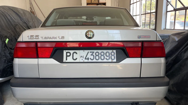 1992 Alfa Romeo 155 in Piacenza 3