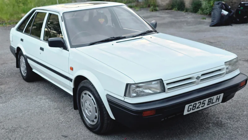 1990 Nissan 1.6 in Stockport 8