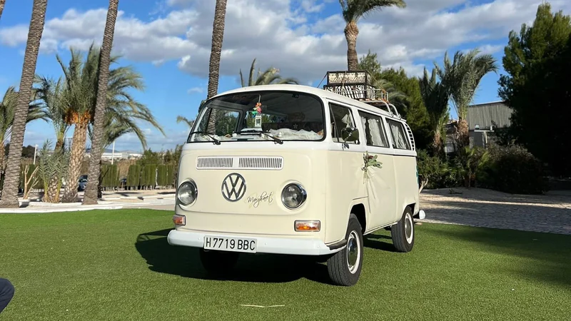 1971 Volkswagen T2 in Madrid 5