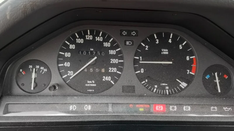 1990 BMW 320i in León 5