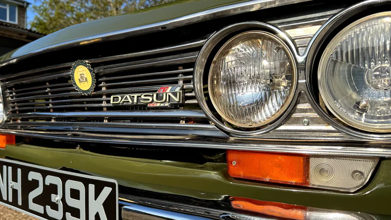 1971 Datsun 510 in Twickenham 14