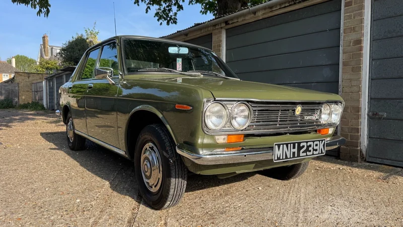 1971 Datsun 510 in Twickenham 9